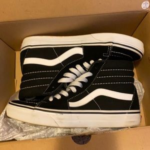 black and white vans